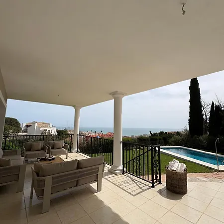 La Perla Holiday home *