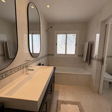 La Perla Holiday home