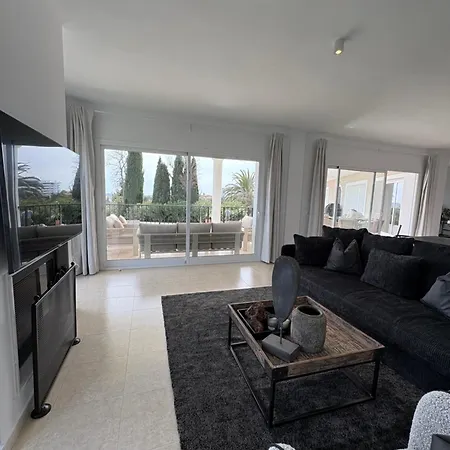 La Perla Holiday home *